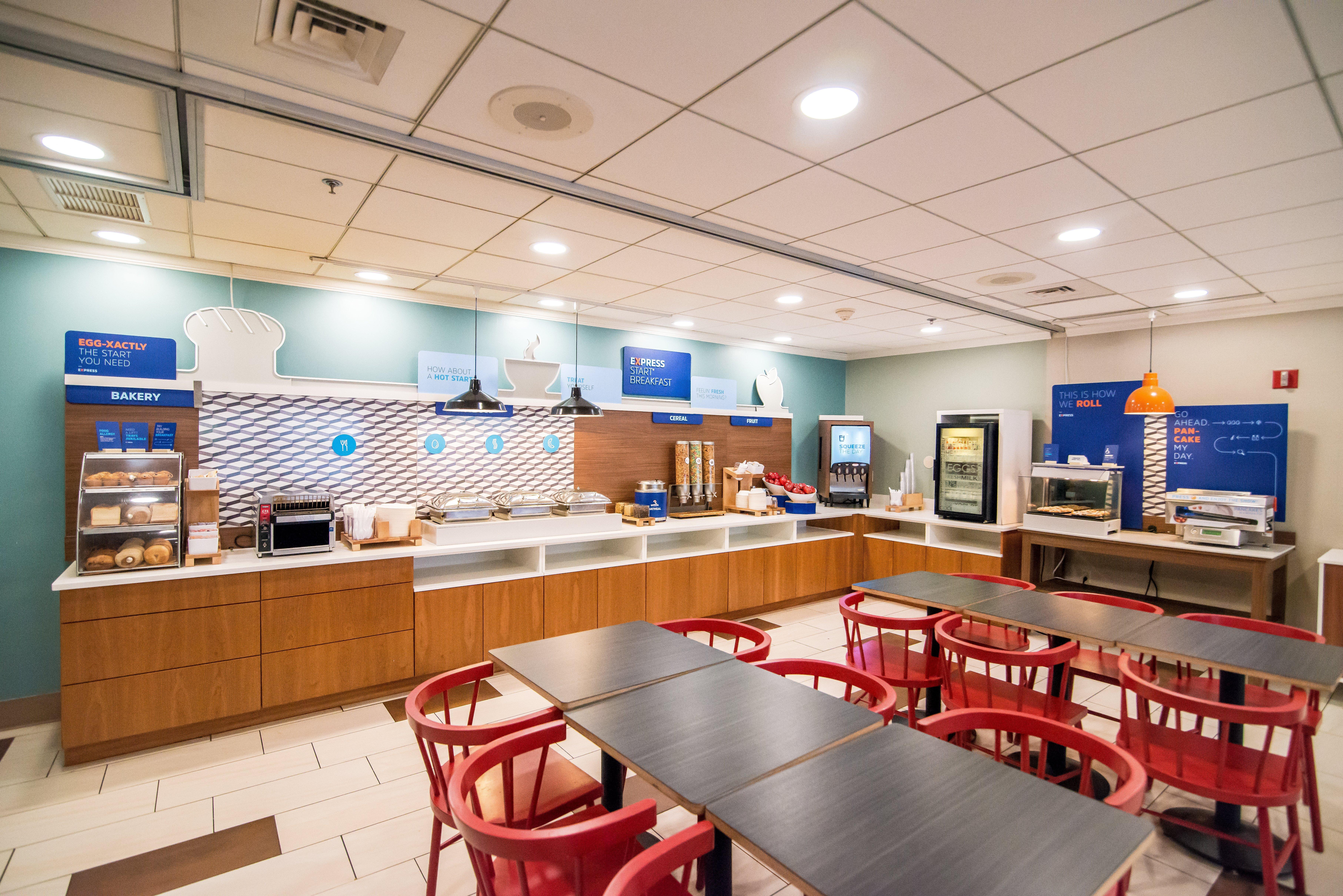 Holiday Inn Express Philadelphia Ne - Langhorne By Ihg Екстериор снимка