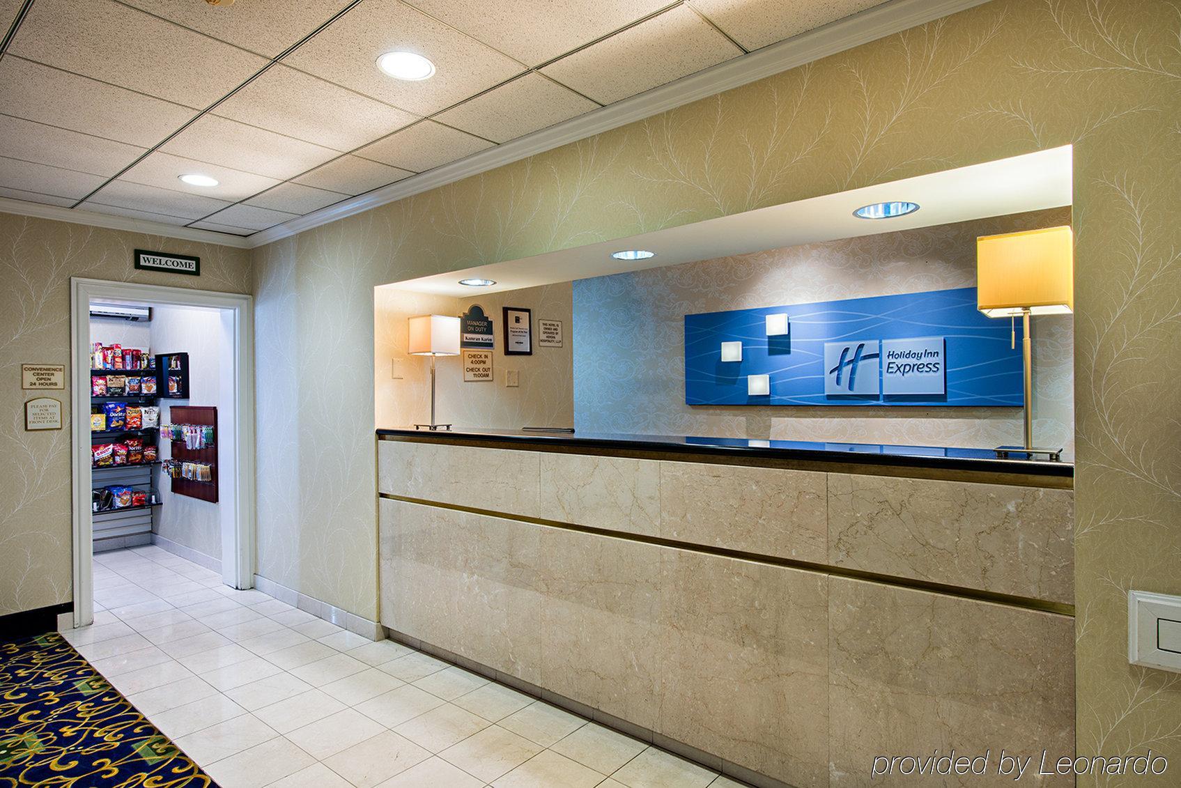 Holiday Inn Express Philadelphia Ne - Langhorne By Ihg Интериор снимка