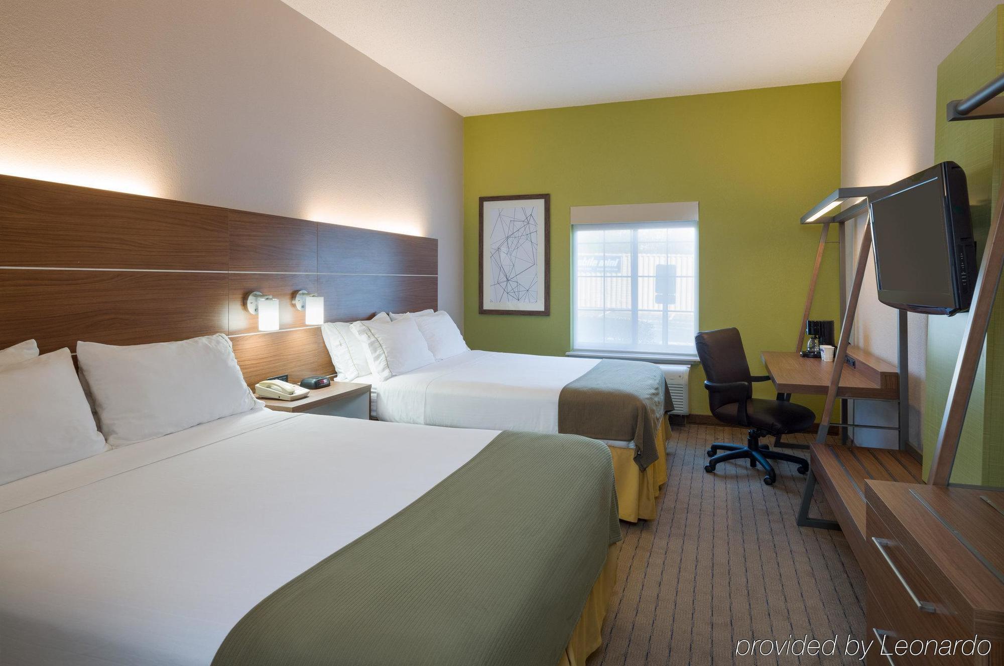 Holiday Inn Express Philadelphia Ne - Langhorne By Ihg Екстериор снимка