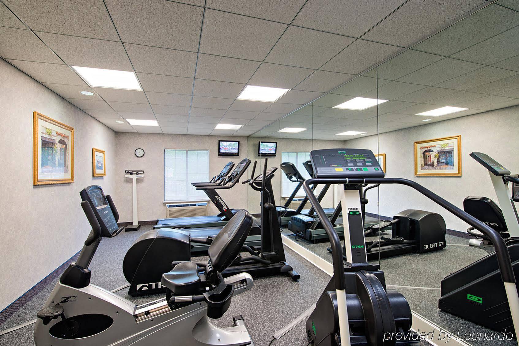 Holiday Inn Express Philadelphia Ne - Langhorne By Ihg Екстериор снимка