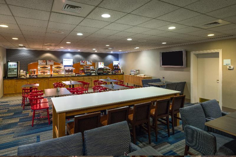 Holiday Inn Express Philadelphia Ne - Langhorne By Ihg Екстериор снимка